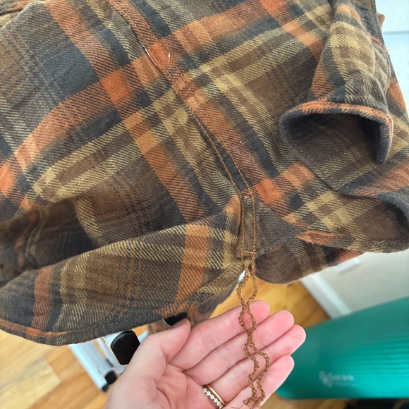 The Strike Gold Brown and Orange Flannel, Size Medium - Picture 7 of 8